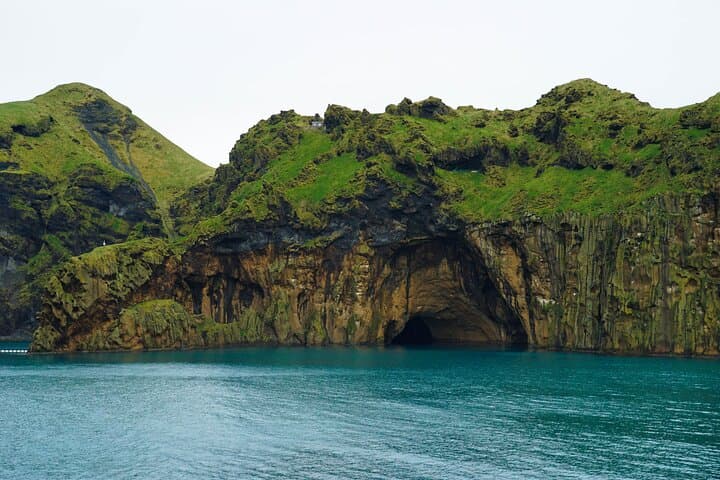 Vestmannaeyjar Private Day Tour