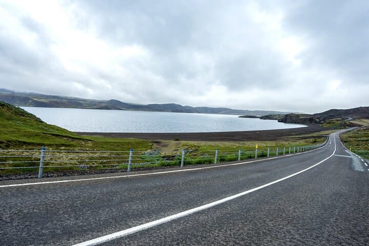Volcano Circle Tour - Grindavík Town, Reykjanes Lava Fields and Hot Springs - photo 8