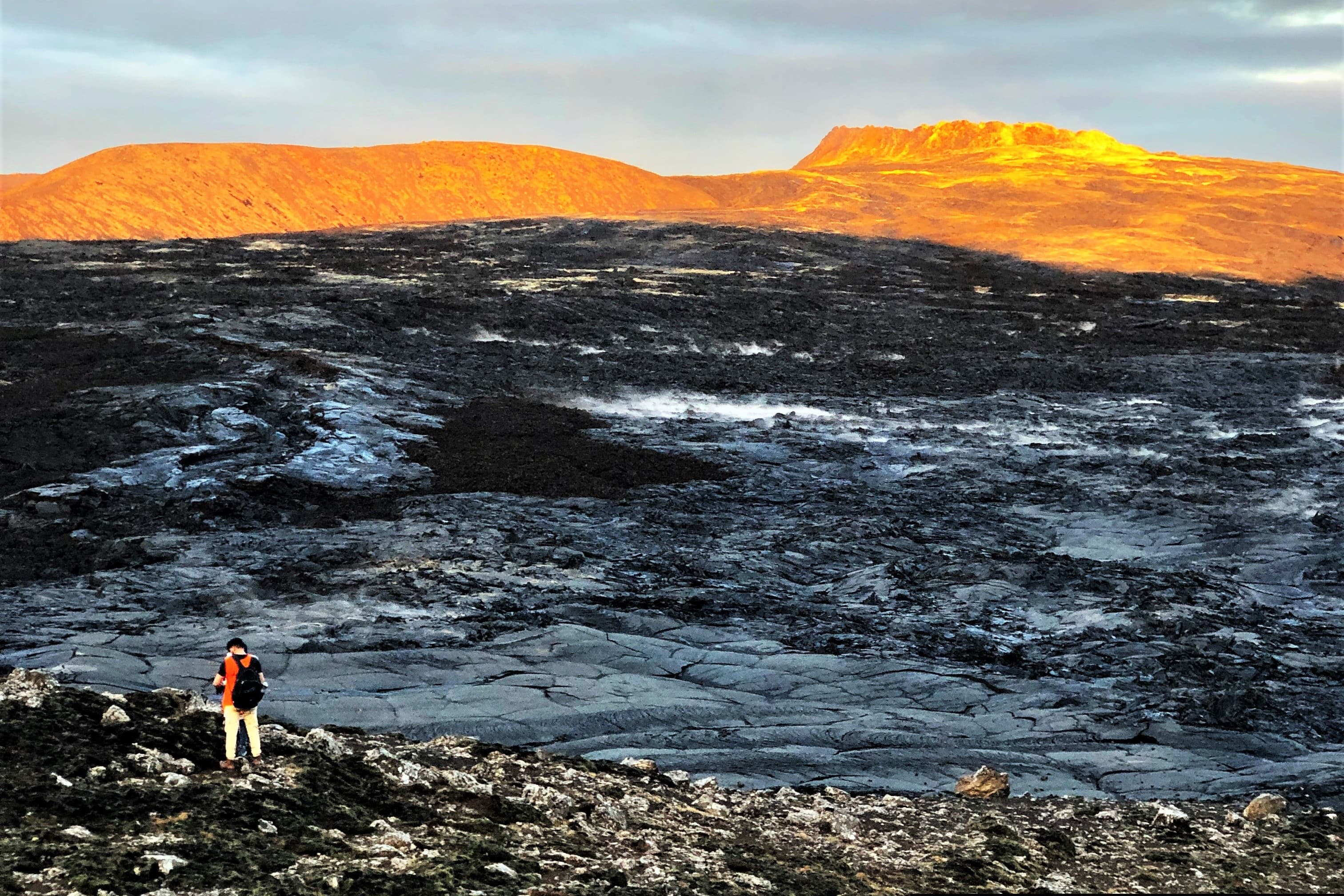 Volcano Hike & Northern Lights Tour - photo 2
