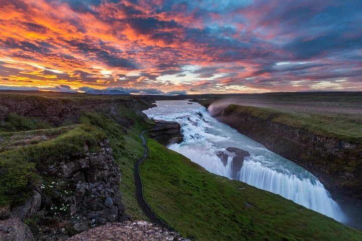 Golden Circle Evening Tour by Land Rover Defender Super Jeep: Midnight Sun Adventure - photo 3