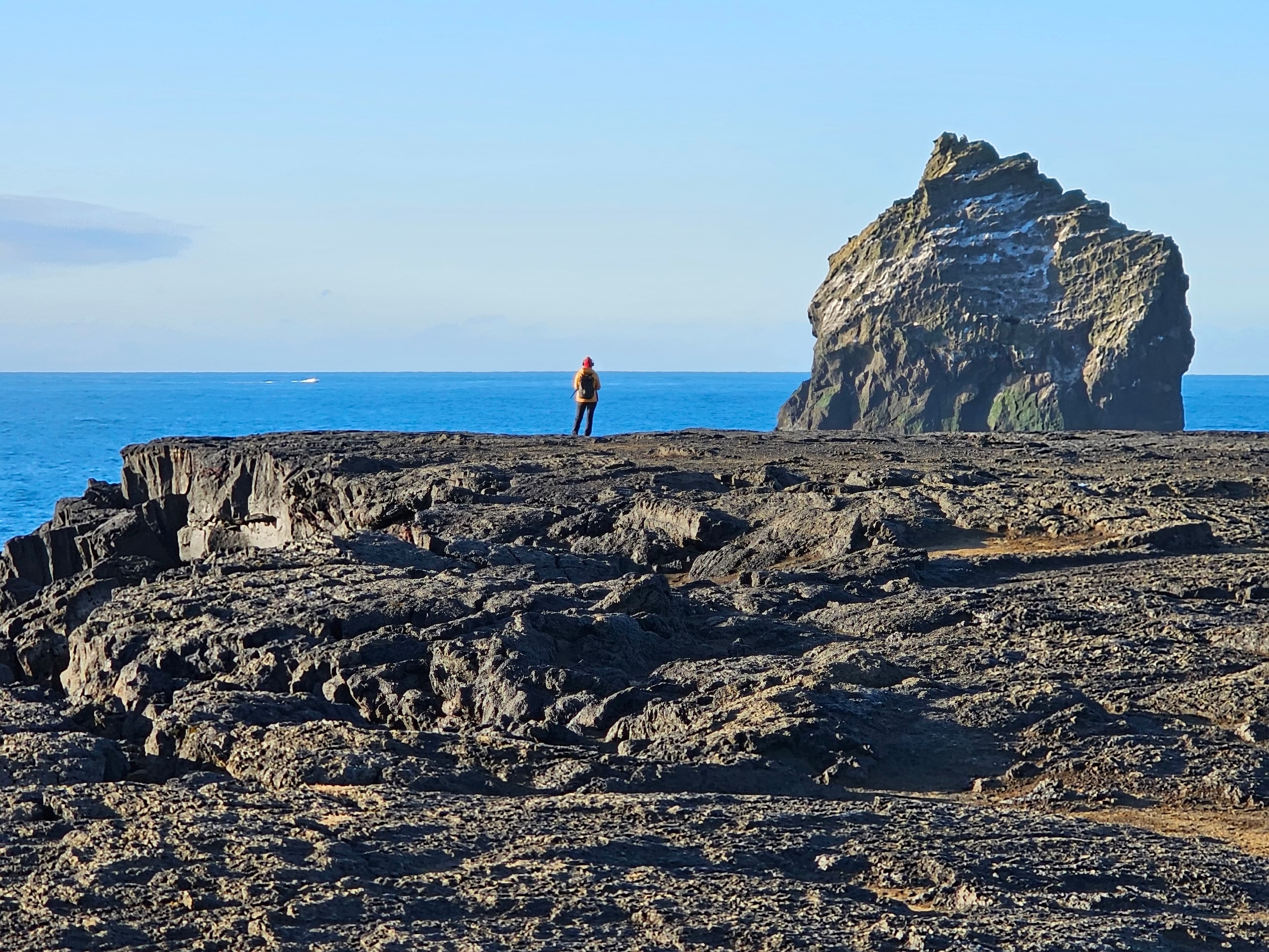 Keflavík to Reykjavík - private tour with Reykjanes Peninsula & Blue Lagoon - photo 2