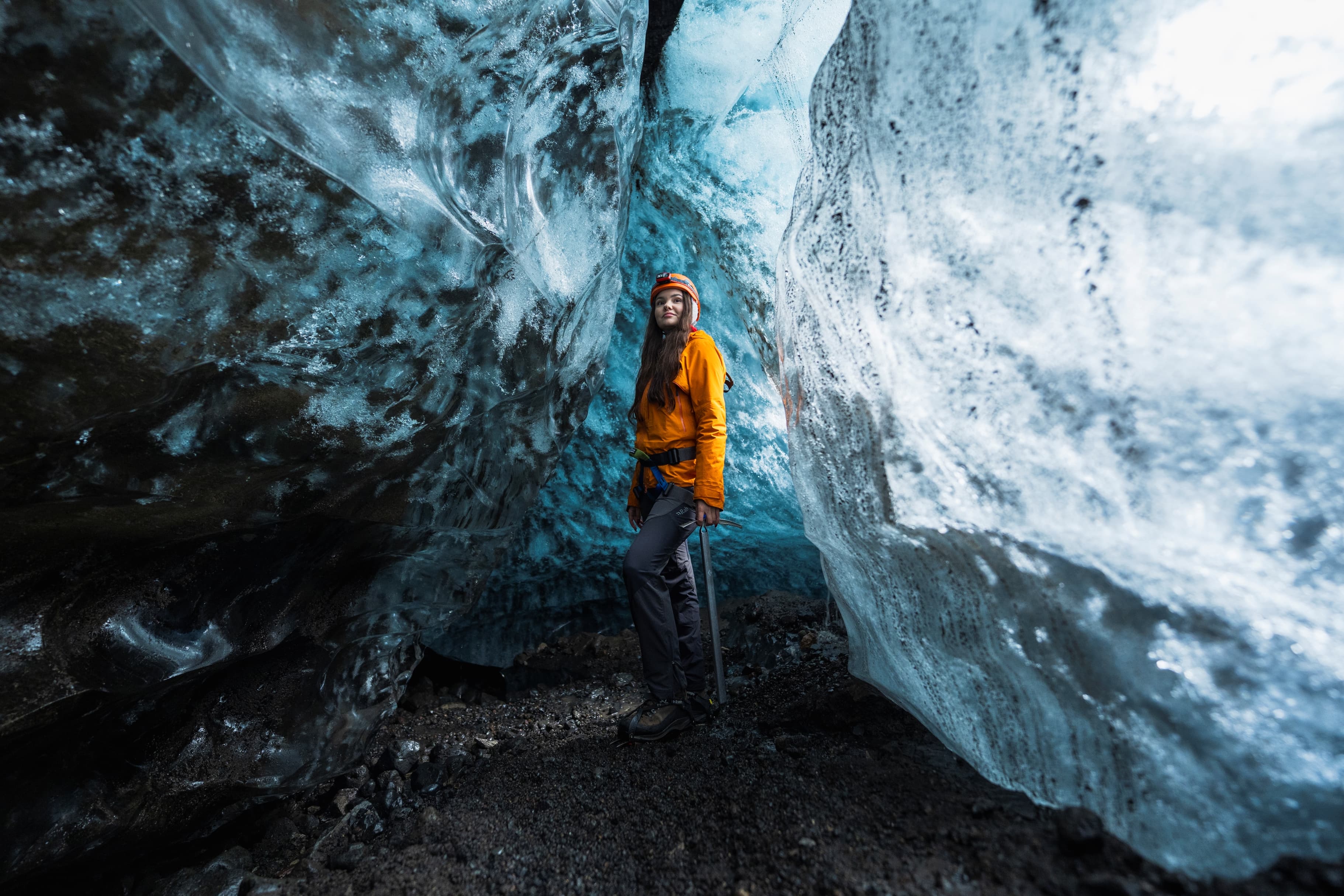 Skaftafell Blue Ice Cave & Glacier Hike Tour - photo 7