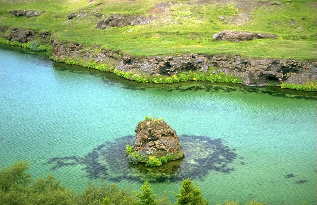 Private Northern Exploration & Earth Lagoon Myvatn Tour from Akureyri - photo 2