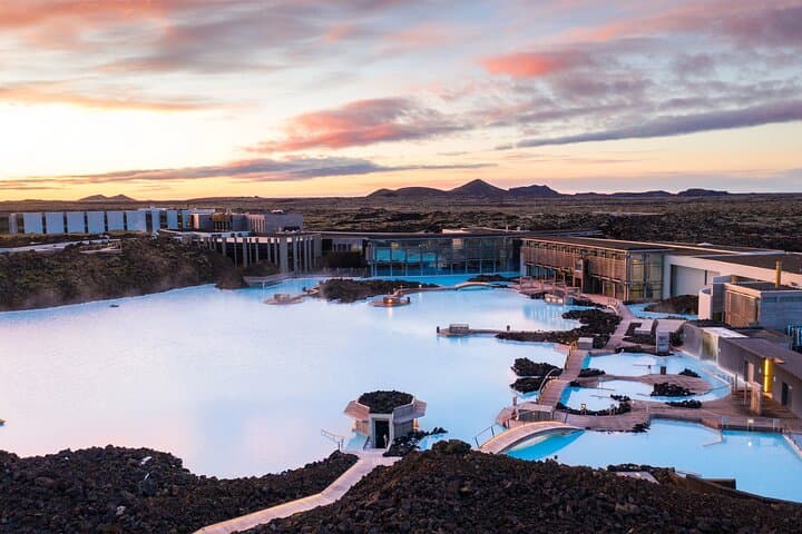 Private Transfer from Blue Lagoon to Reykjavik Hotel - photo 9