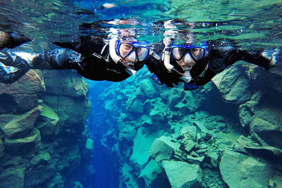 Self drive: Drysuit Snorkeling in Silfra - with underwater photos