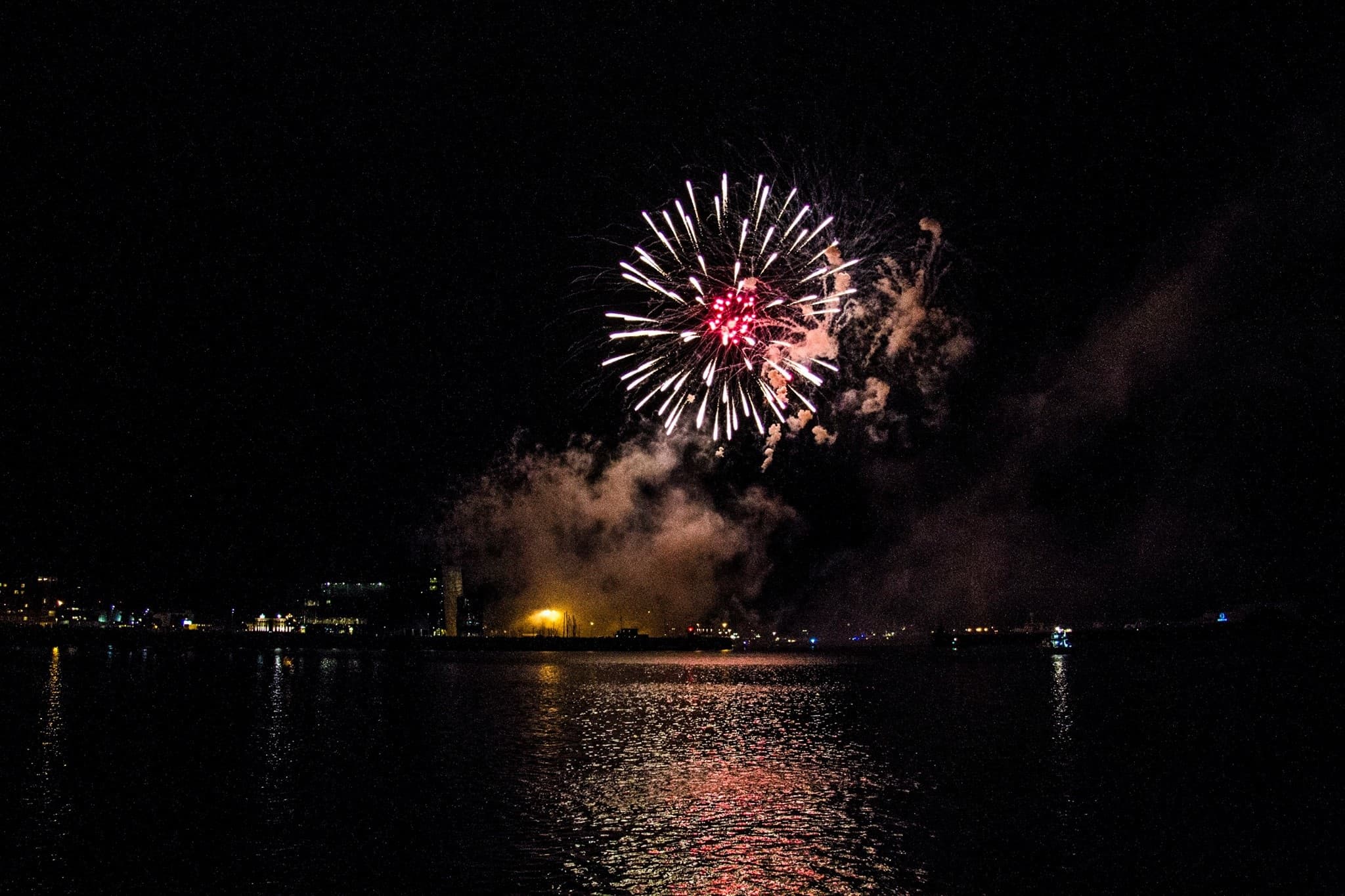 New Year's Eve Yacht Cruise - photo 7