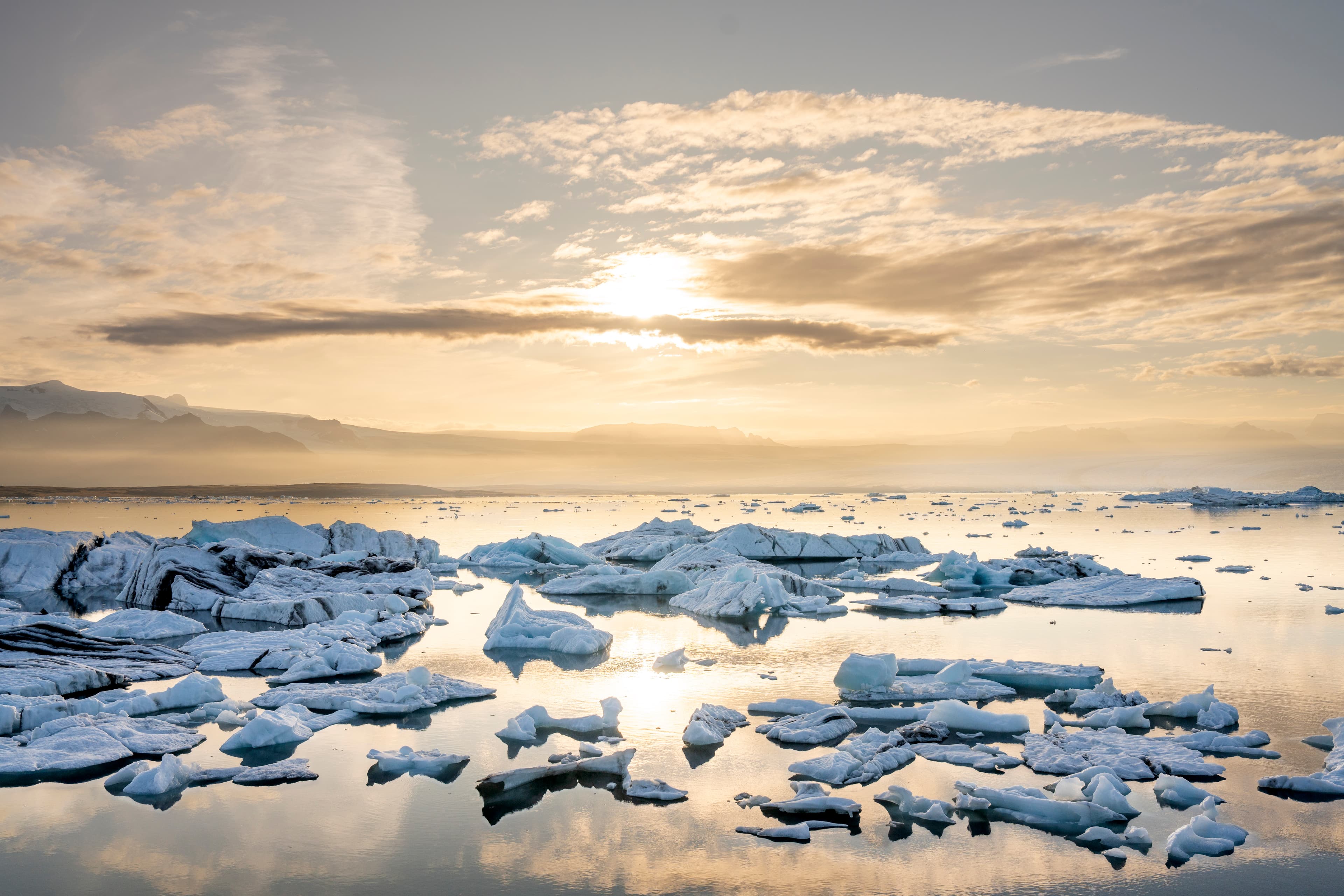 Glacier Hike & Jökulsárlón Zodiac Boat - photo 14