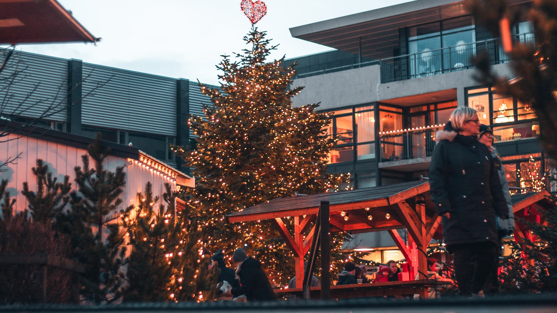 The Icelandic Christmas Advent Driving Tour