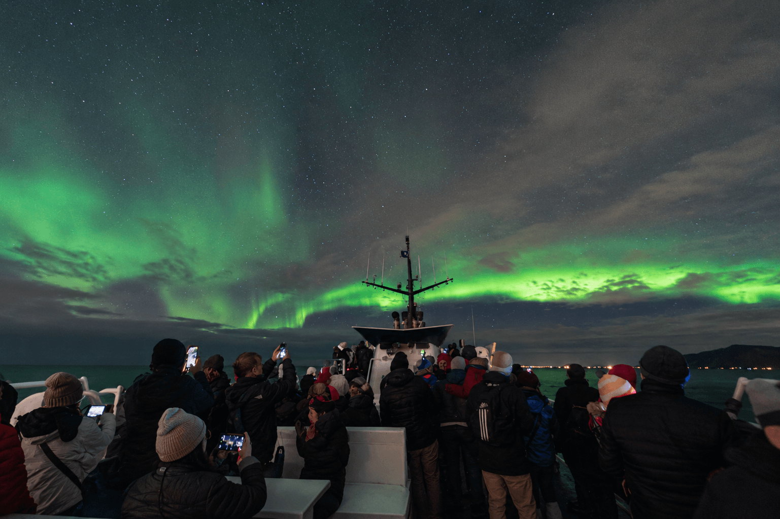 Northern Lights Cruise with Hot Chocolate and Free Retry Included - photo 10