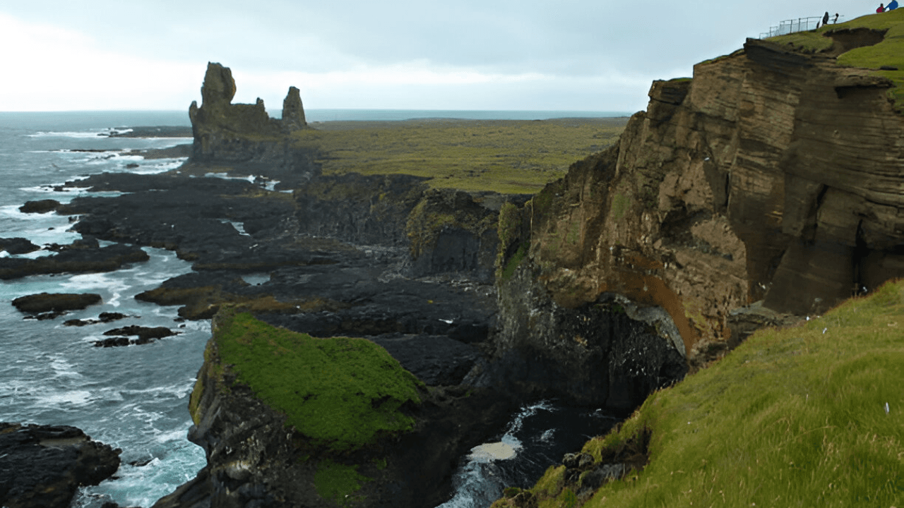 Snaefellsnes Peninsula tour in Spanish: Small group from Reykjavik - photo 9