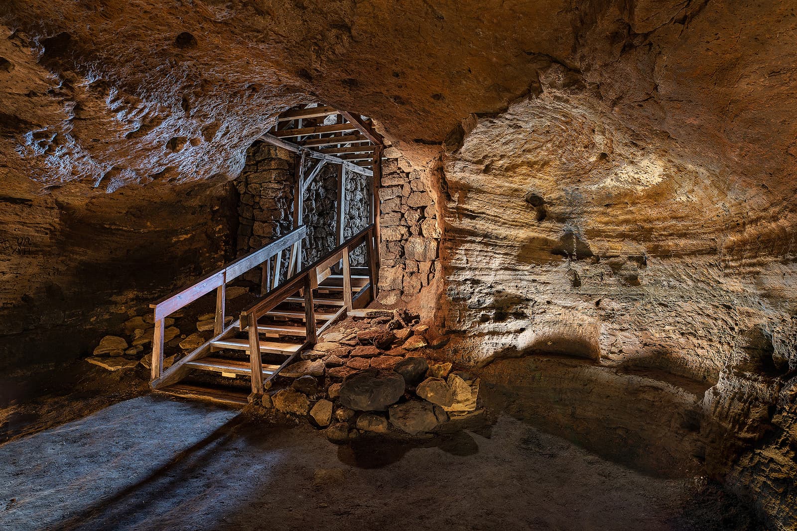 The Underworld of the South - photo 4