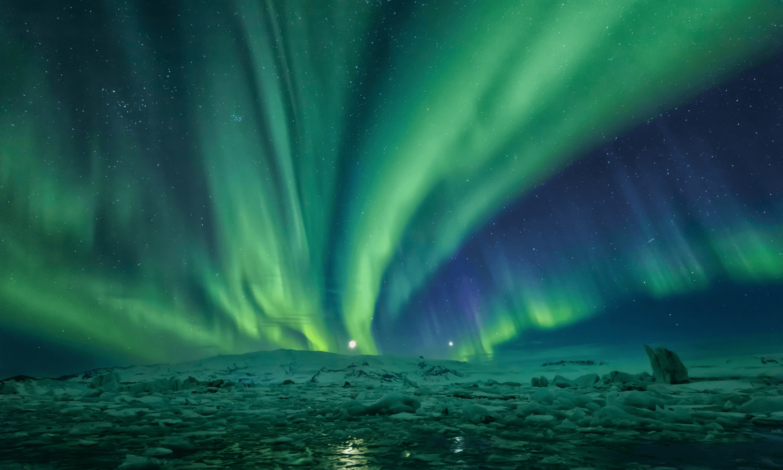 Private Northern Lights Tour from Reykjavik with Refreshments, Photos, and Expert Guide - photo 7