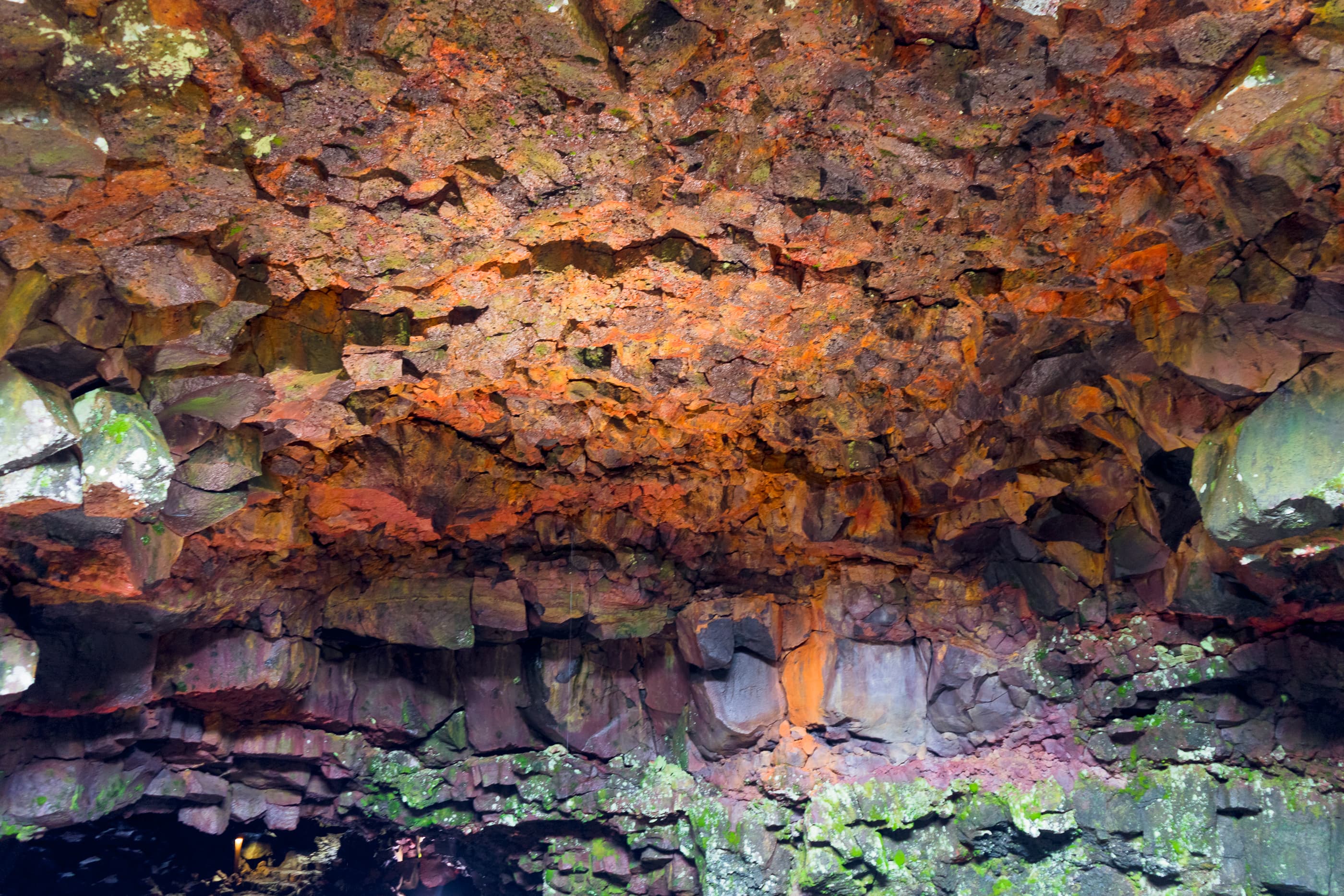 The Lava Tunnel - Meet on Location