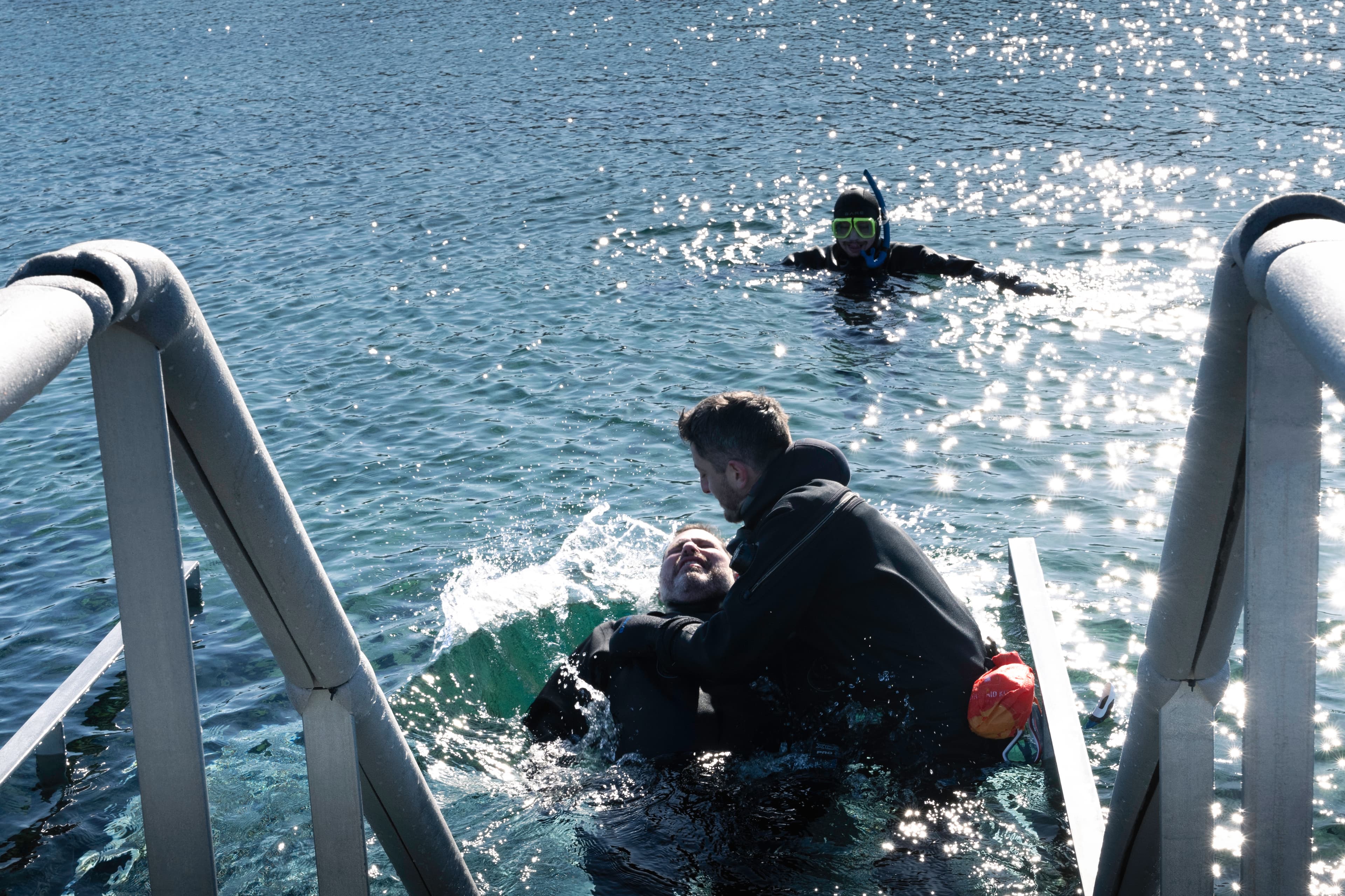 Private Golden Snorkel in Minivan: Golden Circle and snorkeling in Silfra - photo 12