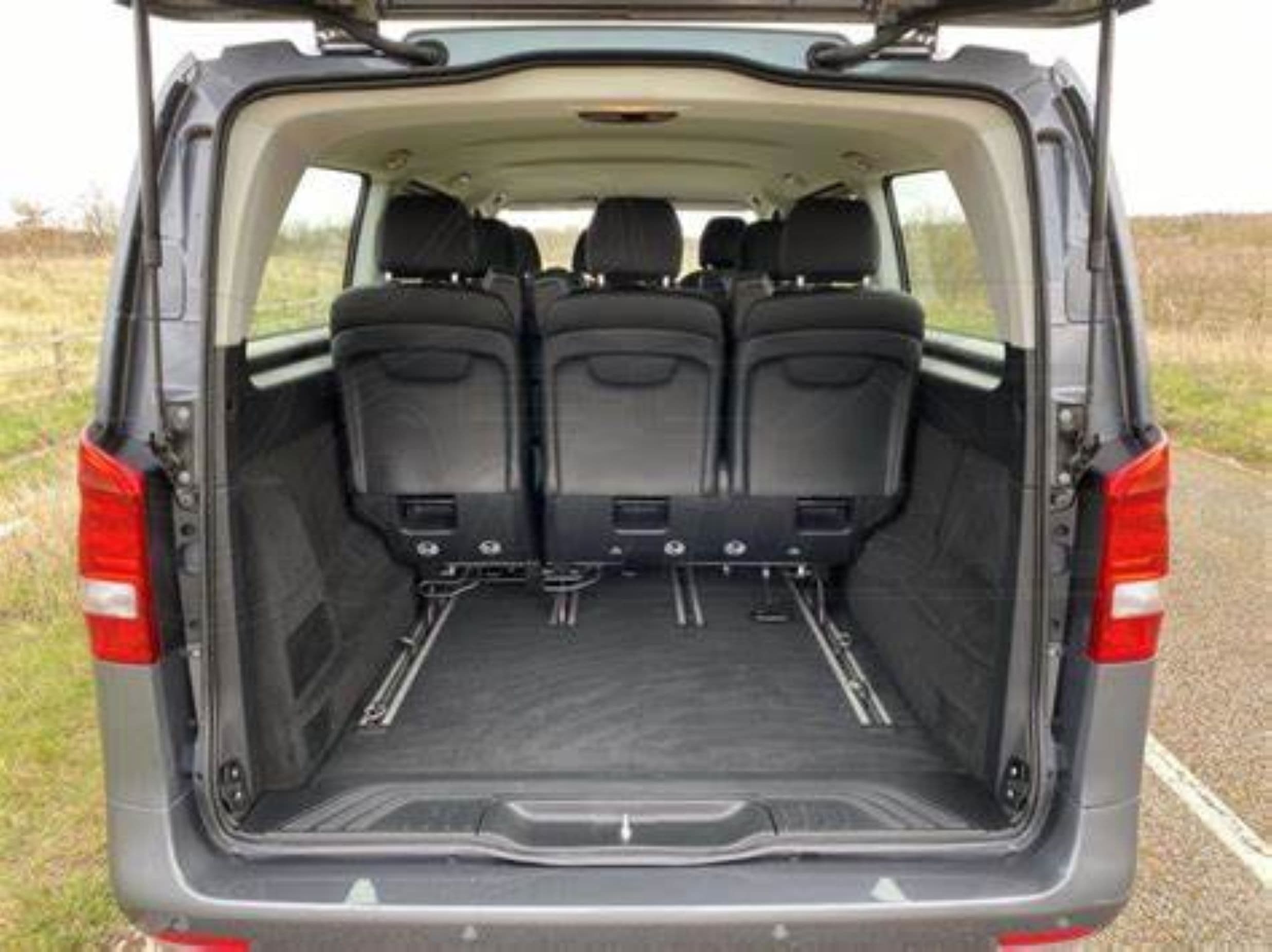 Roundtrip from Keflavik Airport and Reykjavik by Minivan - photo 7