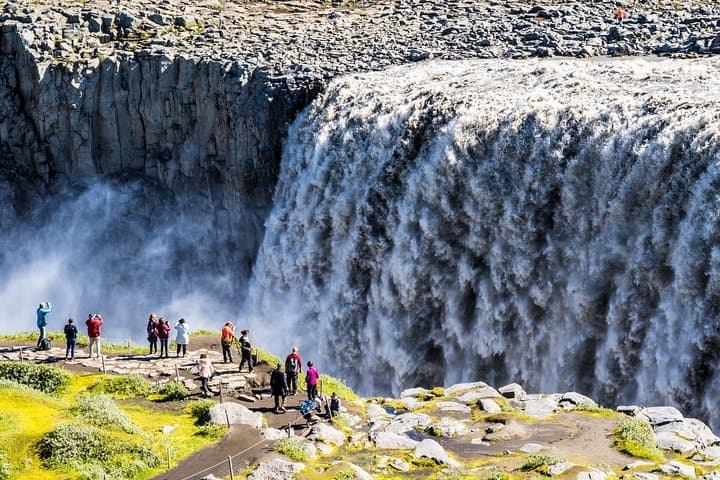 Diamond Circle Day Tour from Akureyri or Lake Myvatn