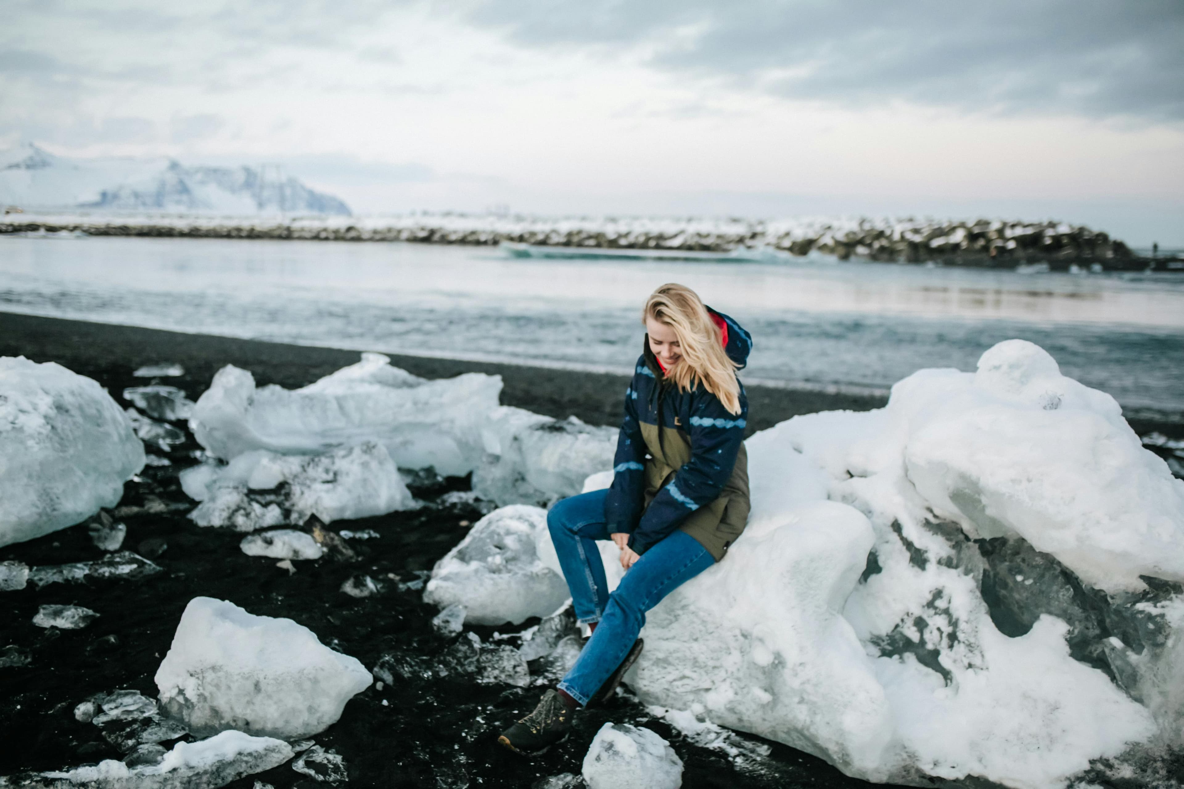 Private Jokulsarlon and Diamond Beach Tour with Your Choice of Stops