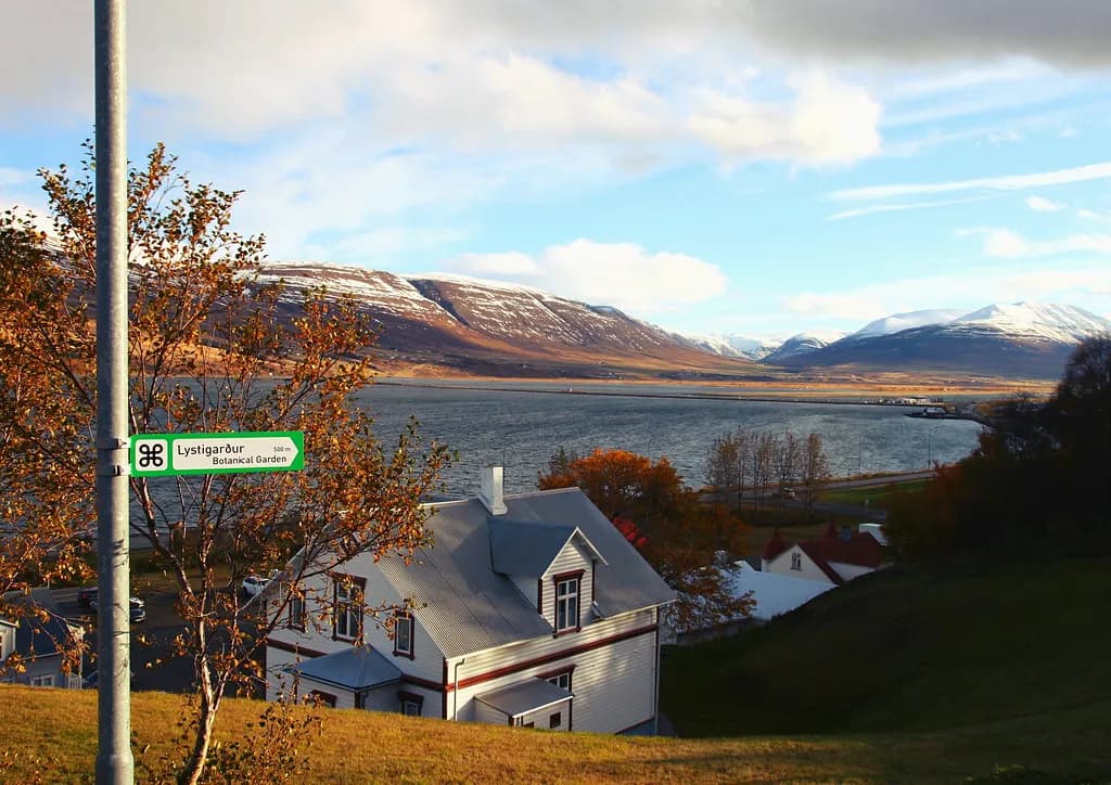 Private Diamond Circle Tour from Akureyri