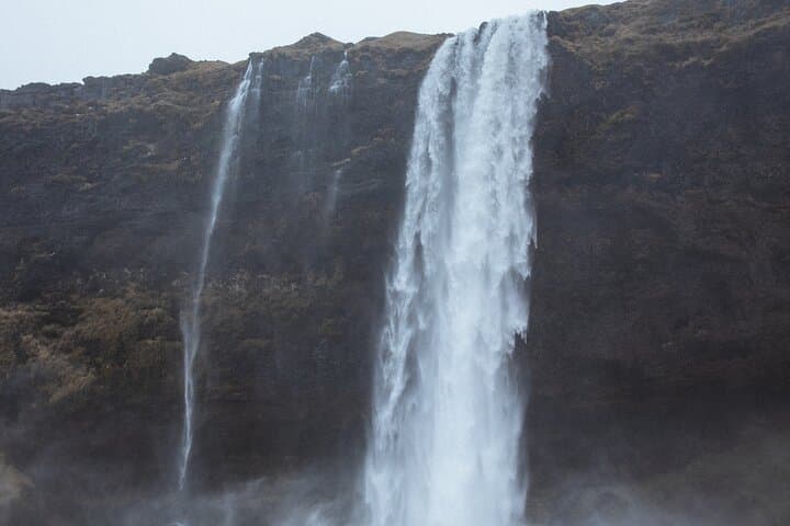 Private South Coast and Glacier Hike for Families & Kids