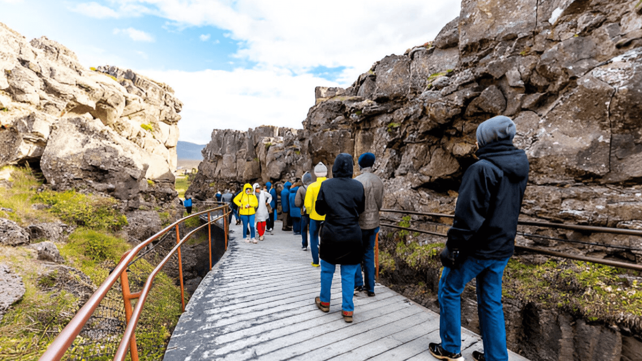 Private Golden Circle Tour from Keflavik Airport - Arrival Day Tour - photo 10