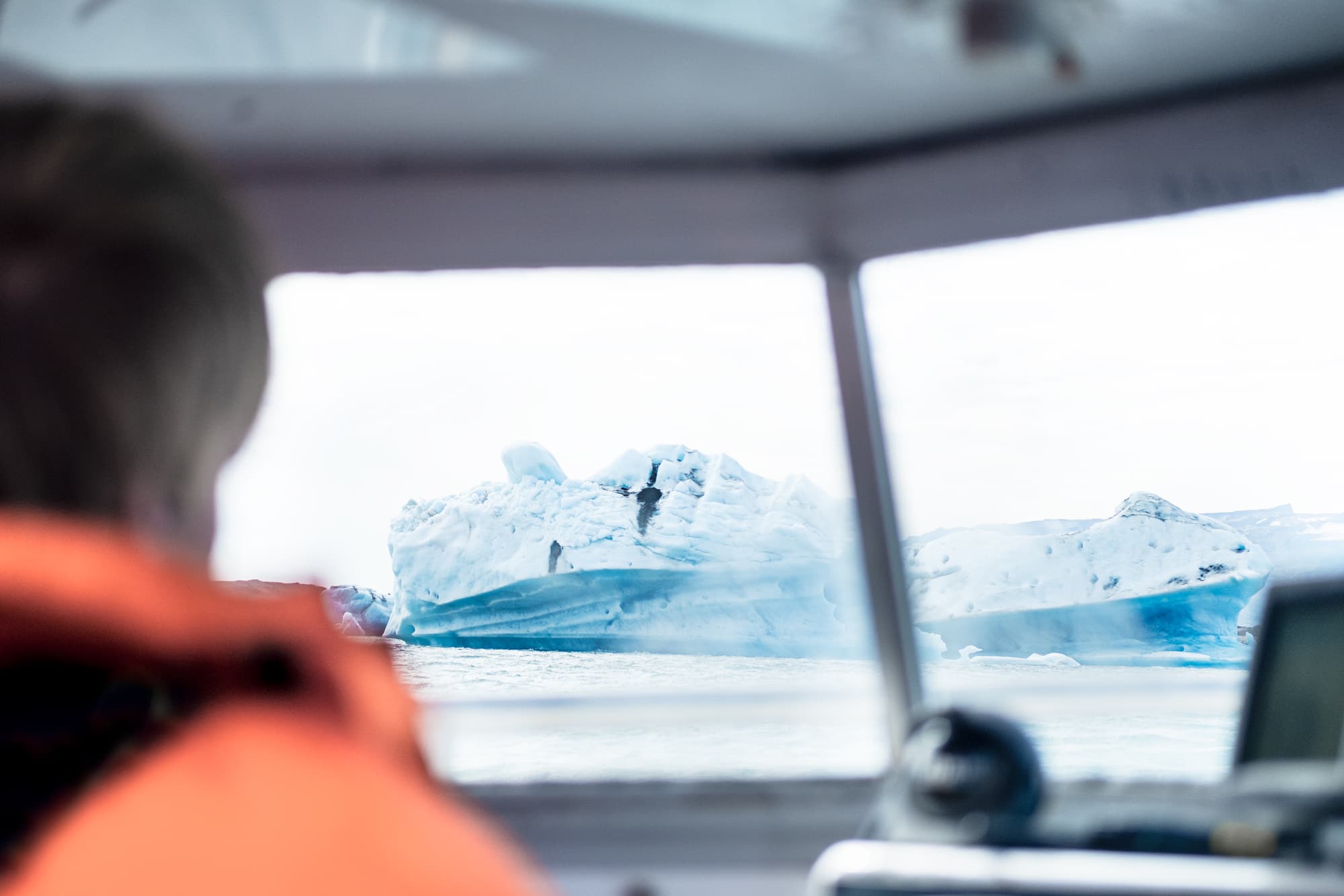 Glacier Lagoon (Jökulsárlón) & South Coast Tour with boat ride - photo 9