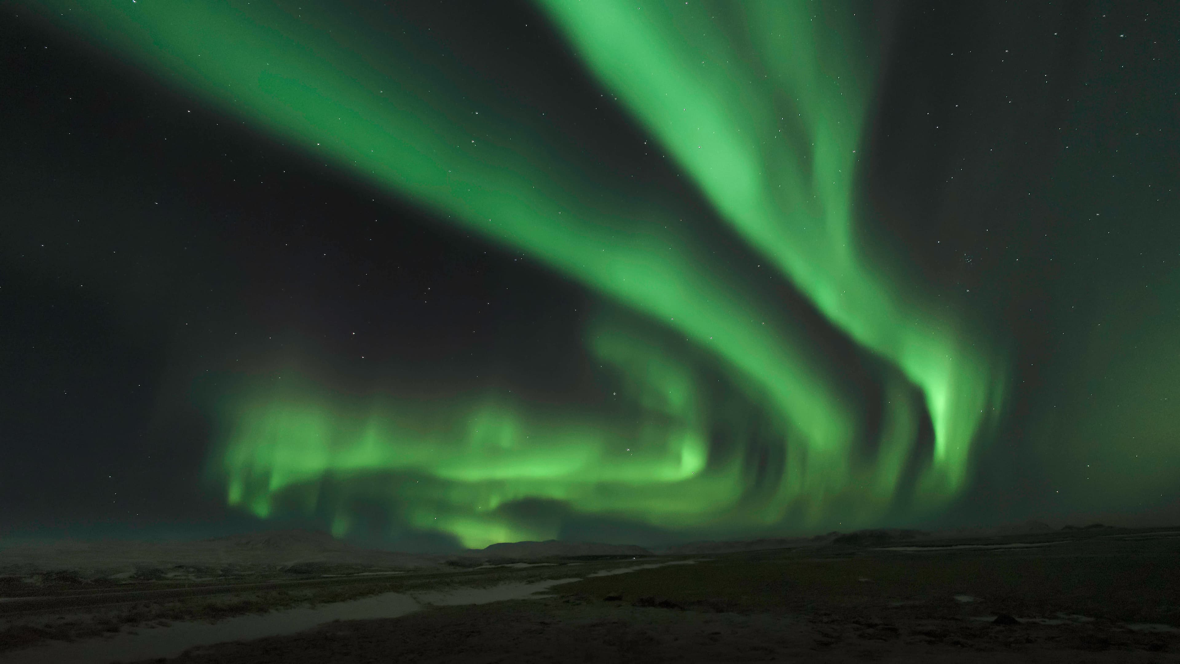 Private Northern Lights Hunt: Minivan - photo 13