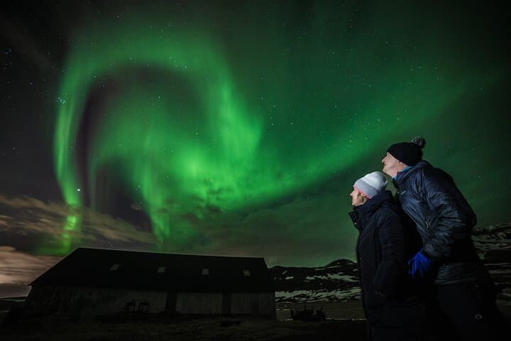 Northern Lights Small Group Tour with Hot Cocoa & Free Photos - photo 25