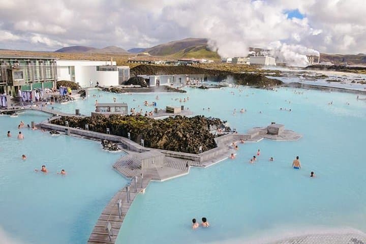 Private Transfer From Reykjavik Hotel to Blue Lagoon
