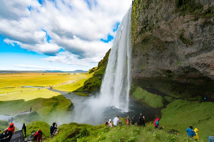 Complete South Coast Private Tour from Reykjavík