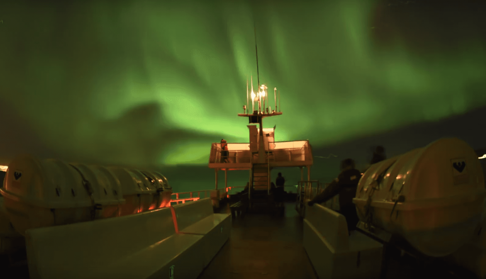 Reykjavík Northern Lights Cruise including pickup - photo 3