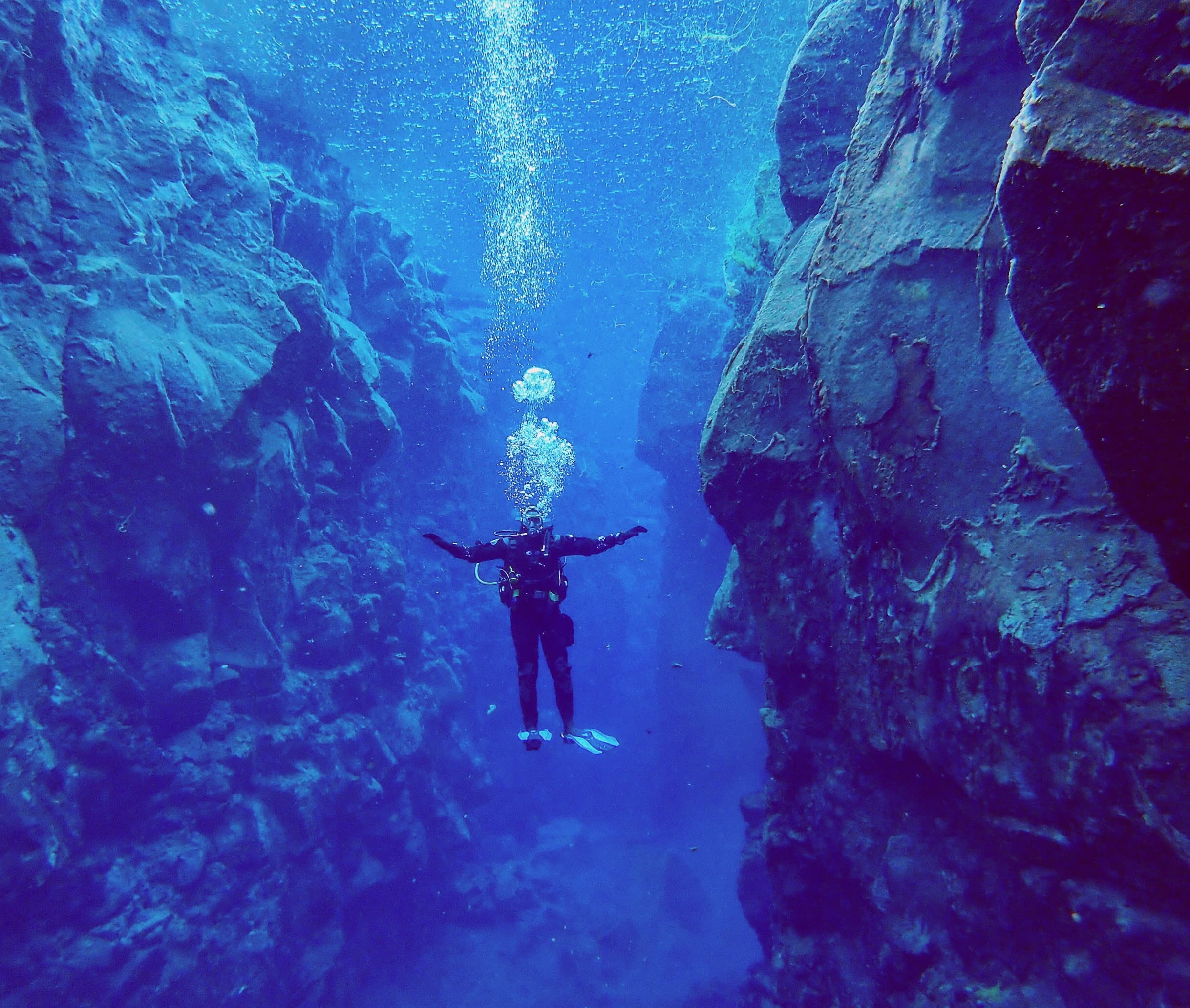 Deep Into the Blue - Silfra Diving from Reykjavík - photo 11