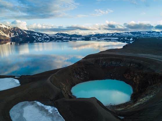 Private Highland tour to Askja Caldera 