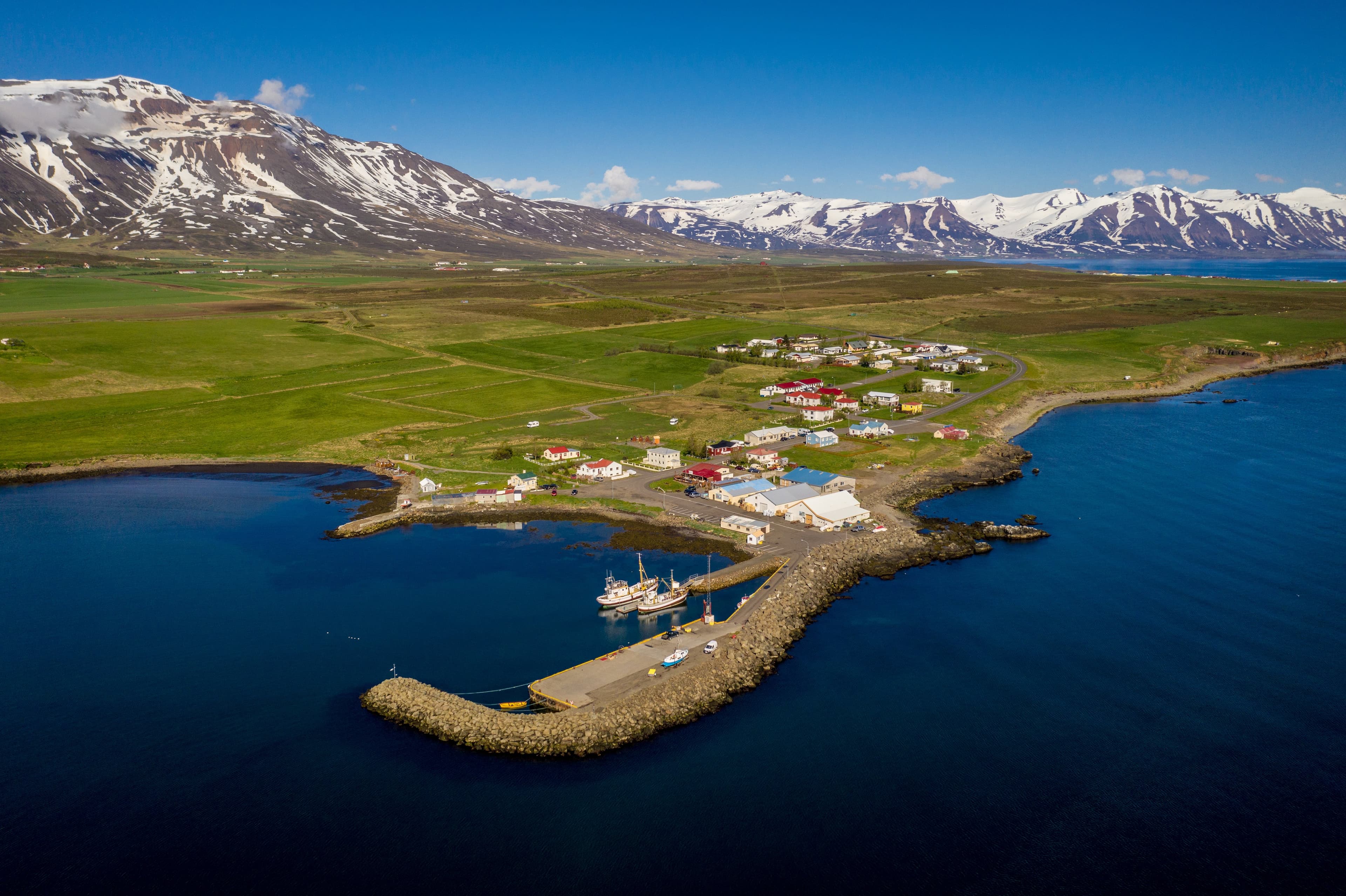 Arctic Coastline and Tröllaskagi (Troll) Peninsula - photo 5