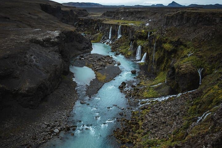 Family & Kids-Friendly Private Landmannalaugar and Valley of Tears Tour - photo 5