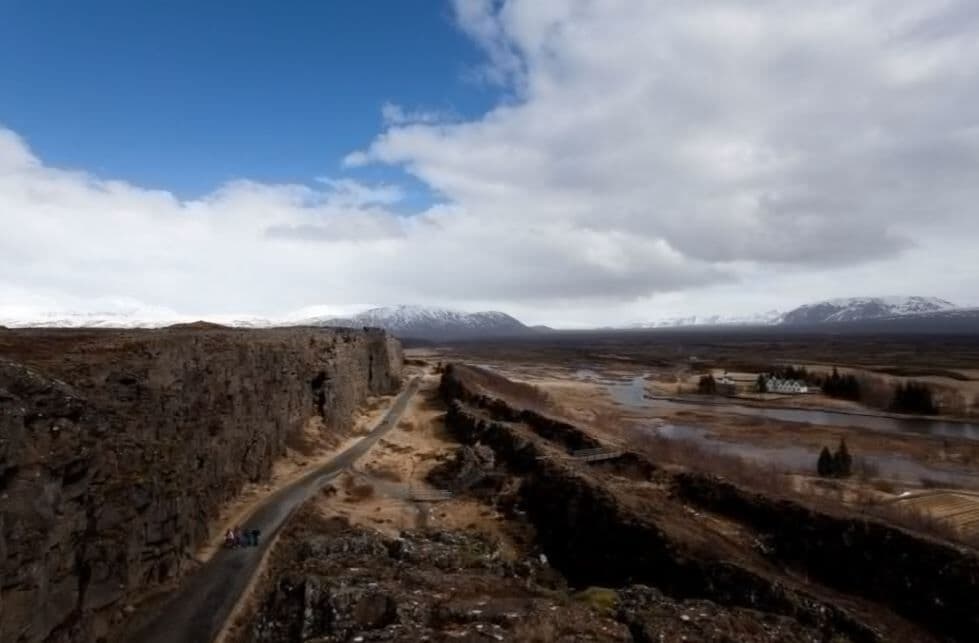 Golden Circle Small Group & Snowmobiling Tour - photo 5