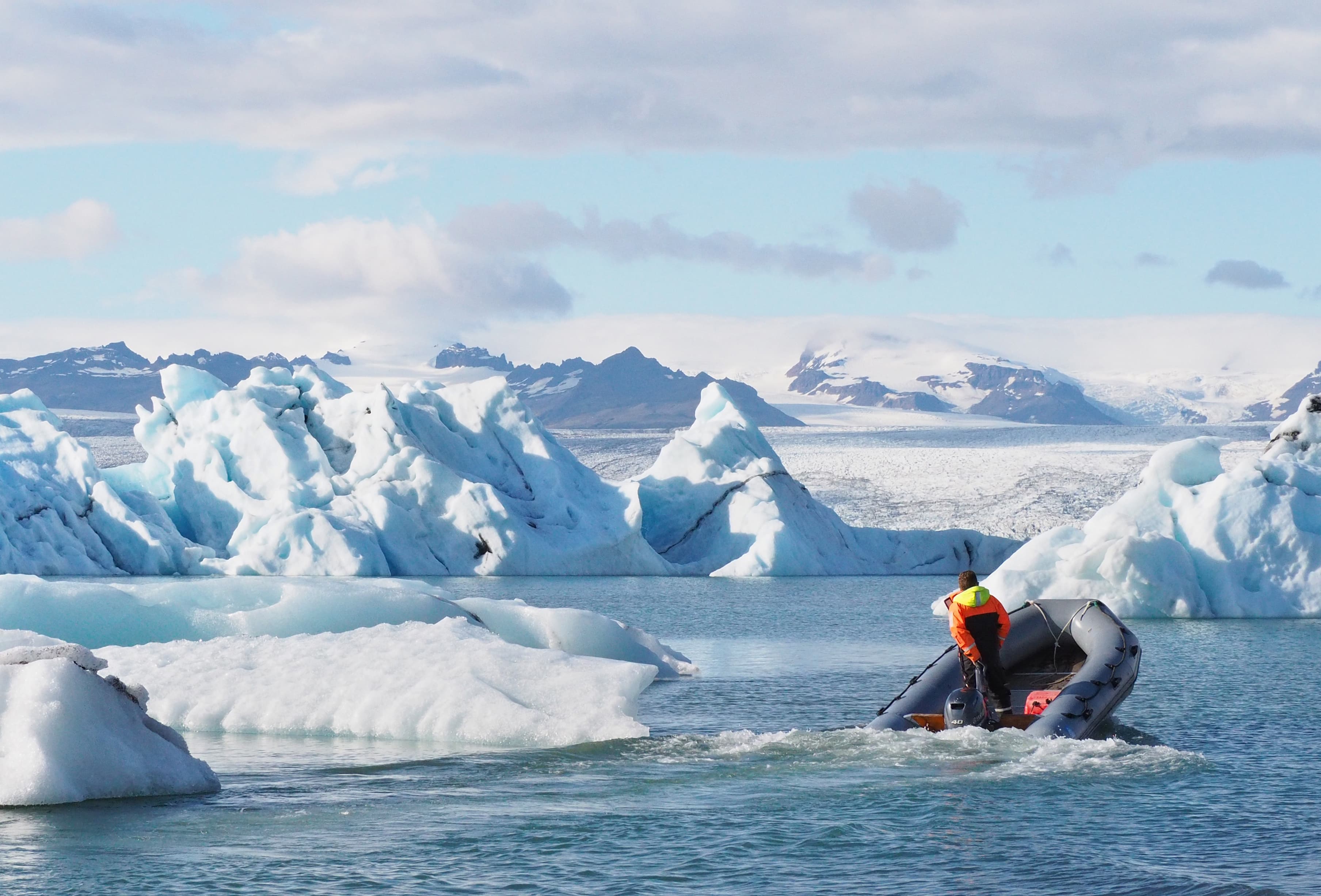 Glacier Hike & Jökulsárlón Zodiac Boat - photo 10
