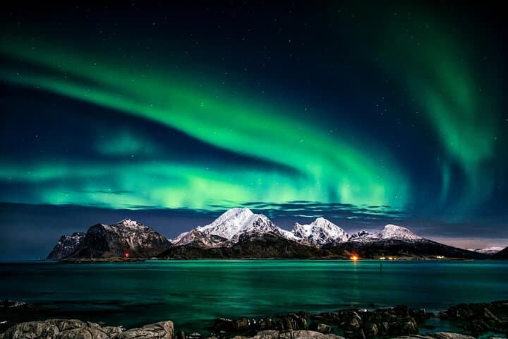 Northern Lights for Families – A Private, Cozy Adventure for Kids